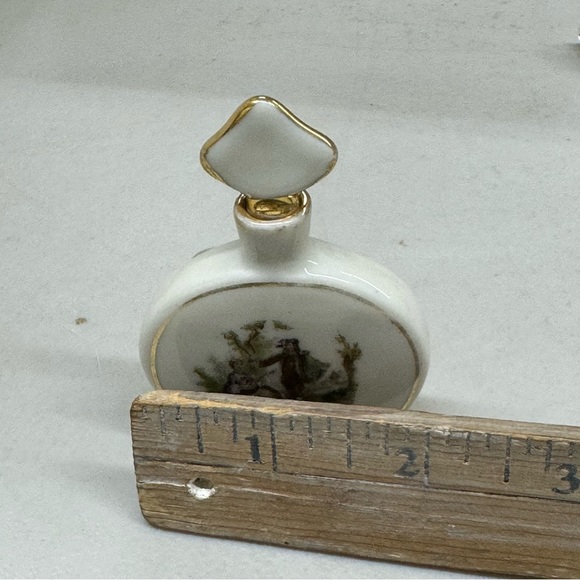 Vintage Germany Gold Tone Painted Porcelain Couple Empty Perfume Bottle - Picture 8 of 8